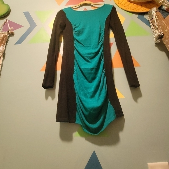 NWT Express Women's Ruched Sweater Knit Mini Dress Green And Black Size XS - Picture 7 of 12